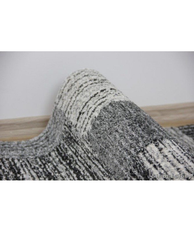 Nowoczesny dywan szary New Look 25218659 - geometryczny wzór - dywaneo.pl