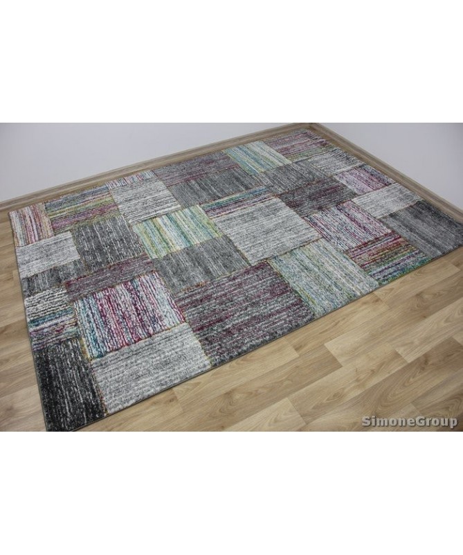 Nowoczesny dywan szary New Look 25218779 - geometryczny wzór - dywaneo.pl