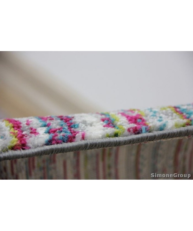 Nowoczesny dywan szary New Look 25218779 - geometryczny wzór - dywaneo.pl